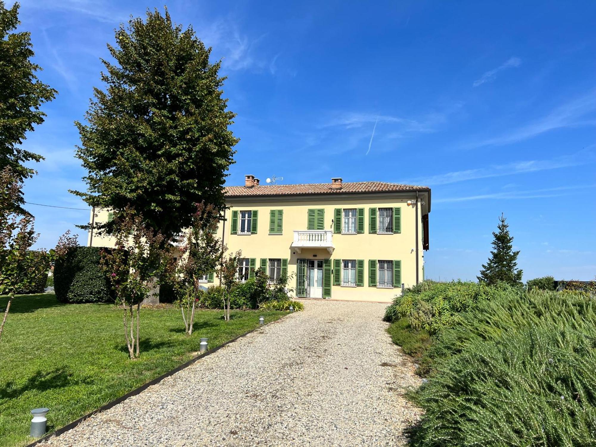 비냘레 Belcasale B&B 외부 사진